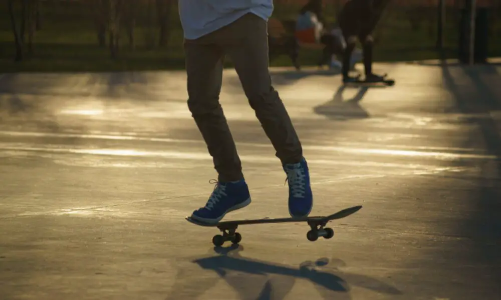 Best Pants For Skateboarding in 2022 – Reviewing Top Picks & Buyer’s Guide